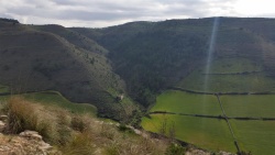 Tra Cave e Antichi Sentieri: Escursione di Primavera nelle Iblee 